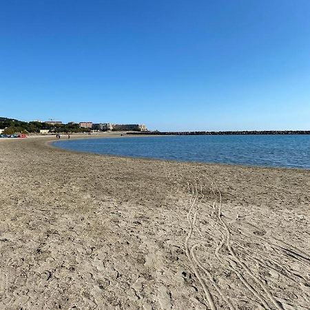 Superbe T2 Avec Terrasse Et Vue Su Mer Quartier Des Quilles A سُت المظهر الخارجي الصورة