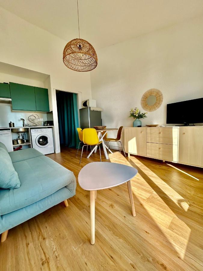 Superbe T2 Avec Terrasse Et Vue Su Mer Quartier Des Quilles A سُت المظهر الخارجي الصورة