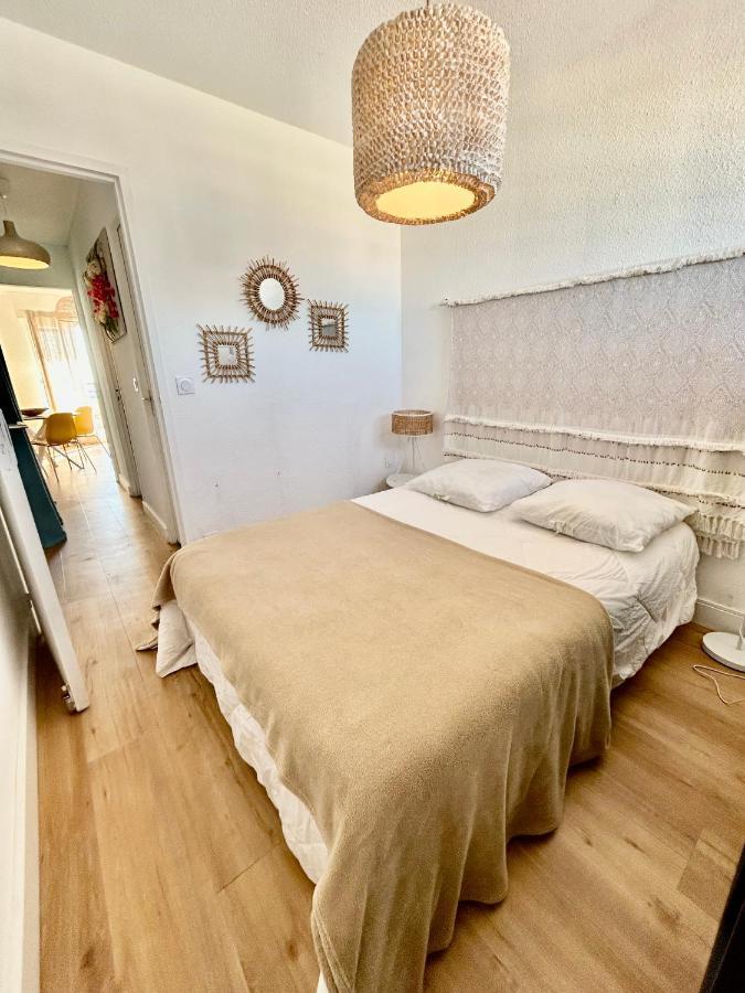 Superbe T2 Avec Terrasse Et Vue Su Mer Quartier Des Quilles A سُت المظهر الخارجي الصورة